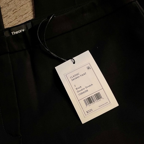 Theory Classic Skinny Pants in Black. - Picture 9 of 11